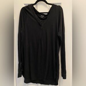 Workshop Andrea Jovine- Black Blouse - V neck - Button bottom sleeves - size 1X